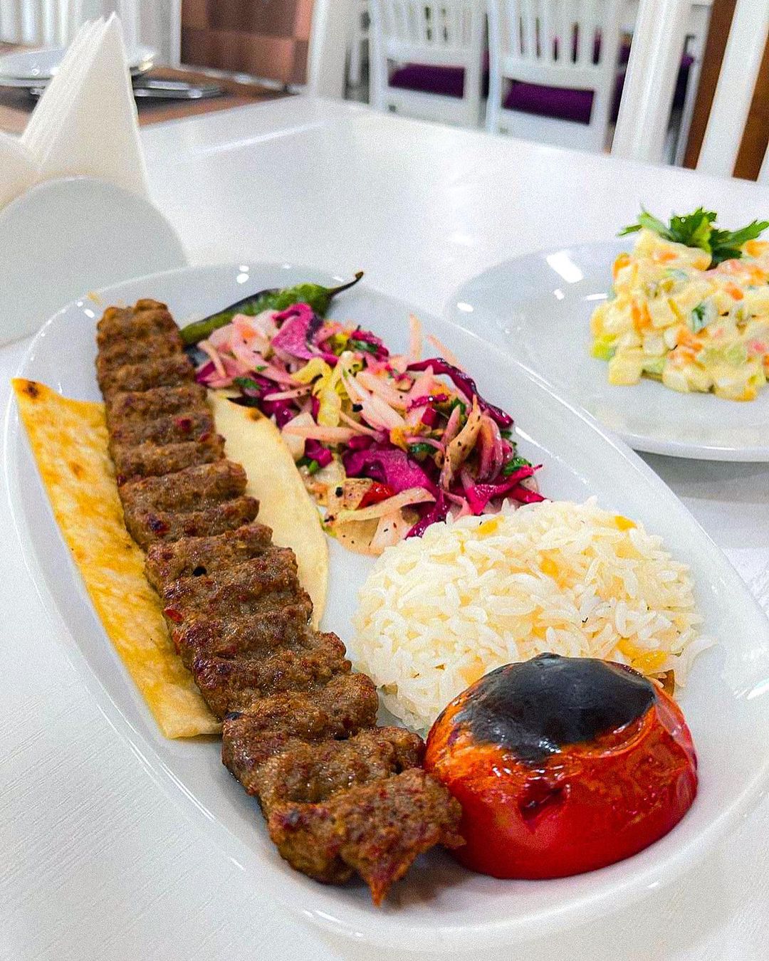 Gunes Restaurant